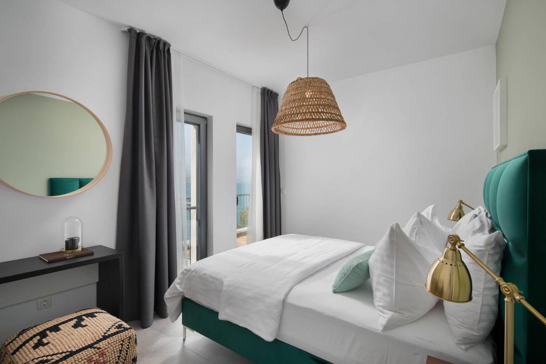 Olive Hill House - Ground Floor Apartman Slatine Kültér fotó